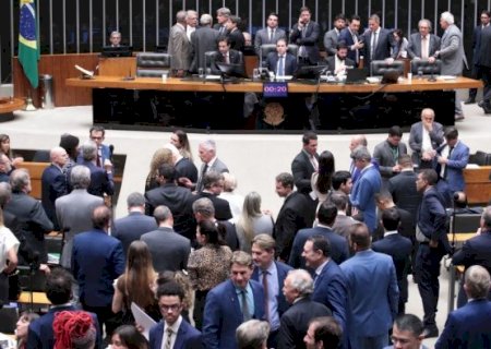 Projeto antifac&ccedil;&atilde;o &eacute; aprovado na C&acirc;mara e segue para san&ccedil;&atilde;o>