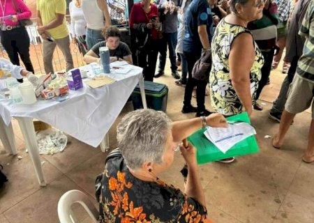 Evento no Dia Mundial do Rim vira chance de exames para aposentada com dores