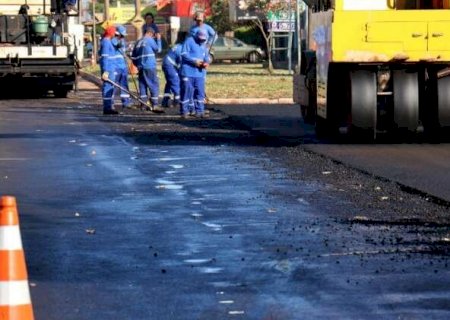 Governo cria grupo para monitorar e avaliar obras de asfalto nos munic&iacute;pios>