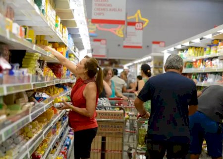 Fim da escala 6x1: estudos divergem sobre impactos no PIB e inflação