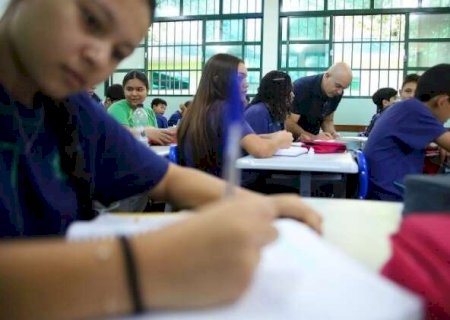 Plano Nacional aperta metas de alfabetiza&ccedil;&atilde;o e refor&ccedil;a a infraestrutura escolar