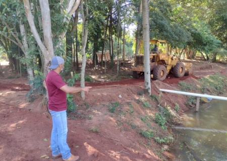 Nova estufa no Sítio Ecológico já produz hortaliças para consumo das escolas em Jateí>