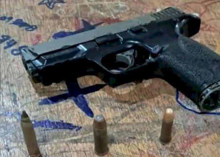 Ap&oacute;s amea&ccedil;a de tiroteio, r&eacute;plica de arma e muni&ccedil;&otilde;es s&atilde;o apreendidas em escola>