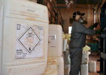 Seis dos 10 agrot&oacute;xicos mais vendidos em MS s&atilde;o proibidos na Uni&atilde;o Europeia