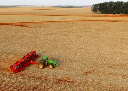 Safra de soja cresce 26% em MS mesmo com seca em 640 mil hectares>