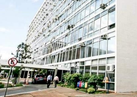 De m&eacute;dicos a psic&oacute;logos, governo autoriza 172 convoca&ccedil;&otilde;es do Enem dos Concursos
