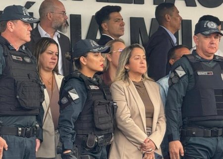 Lia destaca comando inédito de mulheres na segurança