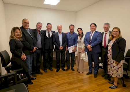 Senador Nelsinho Trad participa de encontro de gratidão da Mahikari em Campo Grande