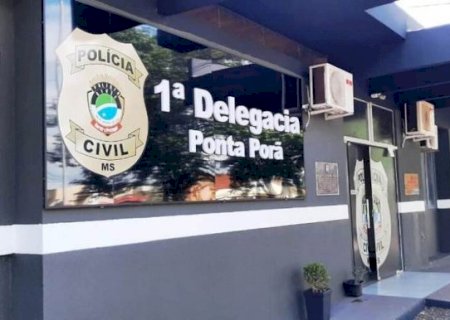M&atilde;e &eacute; presa suspeita de jogar caldo quente no rosto de crian&ccedil;a de 2 anos em MS