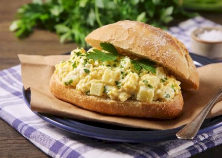 Por que p&atilde;o com ovo pode valer mais do que muita 'comida fitness'>
